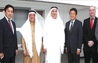 Gulf Weekly Top official visits EK Kanoo