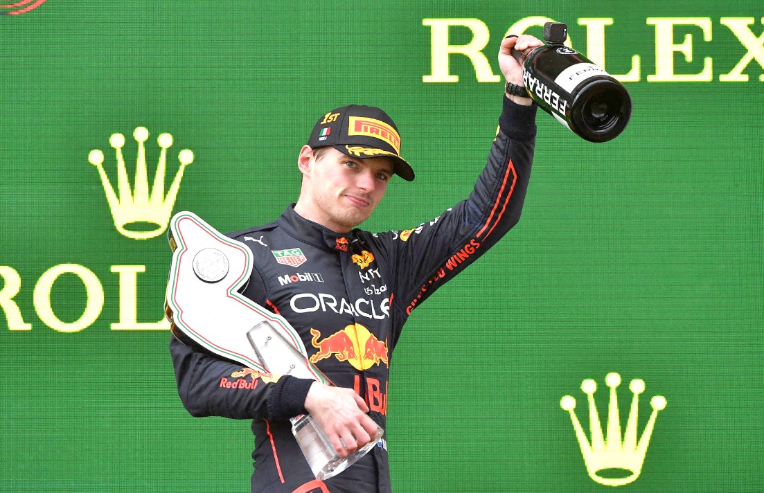 Gulf Weekly Verstappen in huge haul