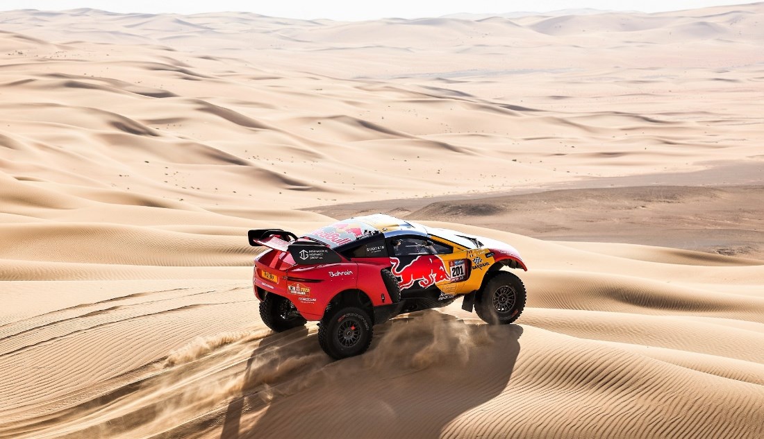 Gulf Weekly Drifting and driving into Abu Dhabi’s desert challenge